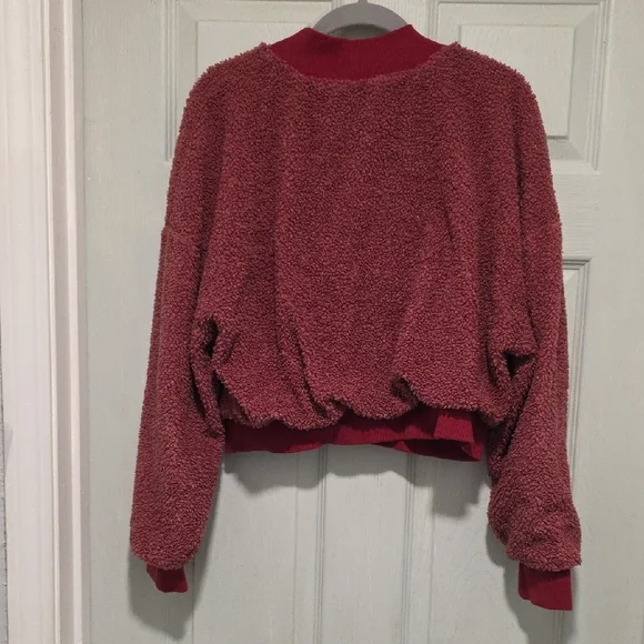 Fabletics Cropped Mock Neck Oversized Burgundy Sweater Fleece - Picture 3 of 7
